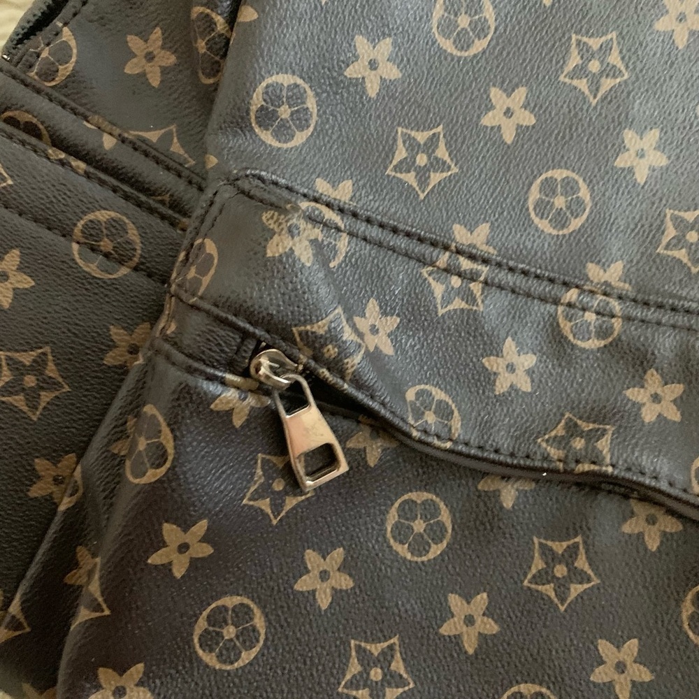 Backpack Brown & Tan Exterior Canvas & Red Inside Lining Gold Hardware - Picture 15 of 16